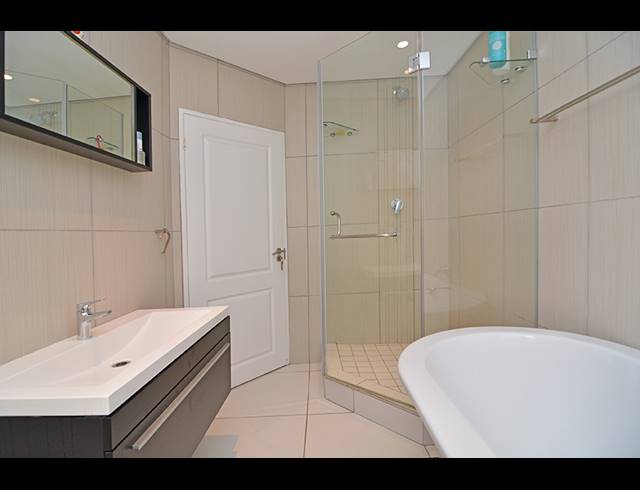 3 BEDROOM APARTMENT FOR SALE IN GREENSTONE HILL